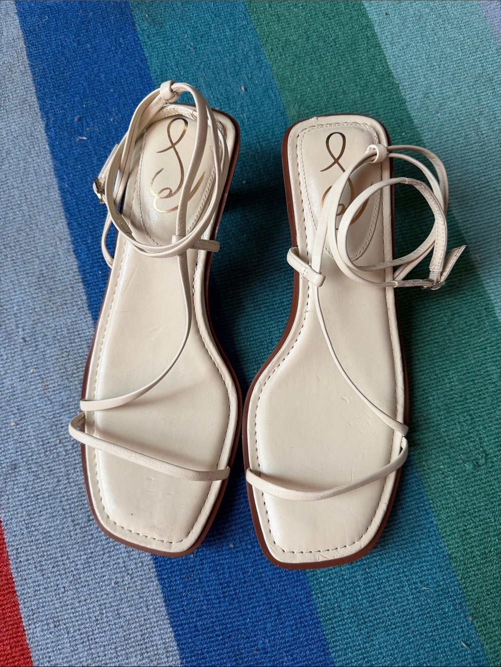 Sam Edelman Dominique Ivory Ankle strap Kitten Heeled Sandals (Ivory, 9.5) - Picture 4 of 6